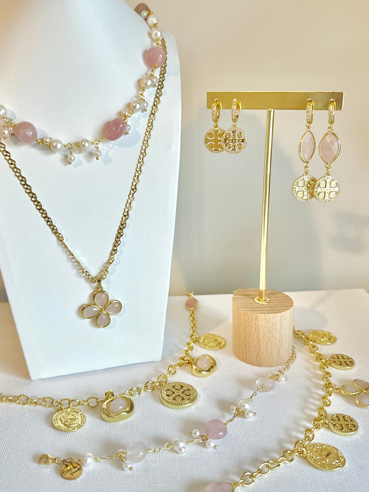Odette Necklace - Pink