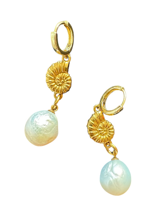 Shearl drop earrings